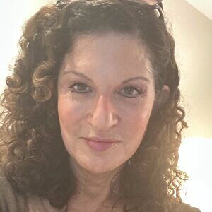 Meet your Posher, Cindy
